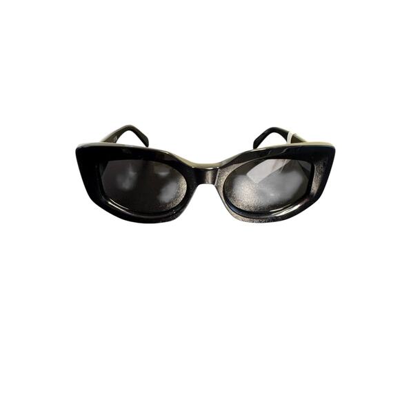 Celine NWT Bold Three Dots 54MM Butterfly Sunglasses in Black - Picture 3 of 12